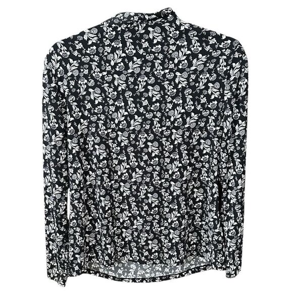 Charter Club Women's Floral V-Neck Blouse Petites M Long Sleeve - Picture 2 of 6